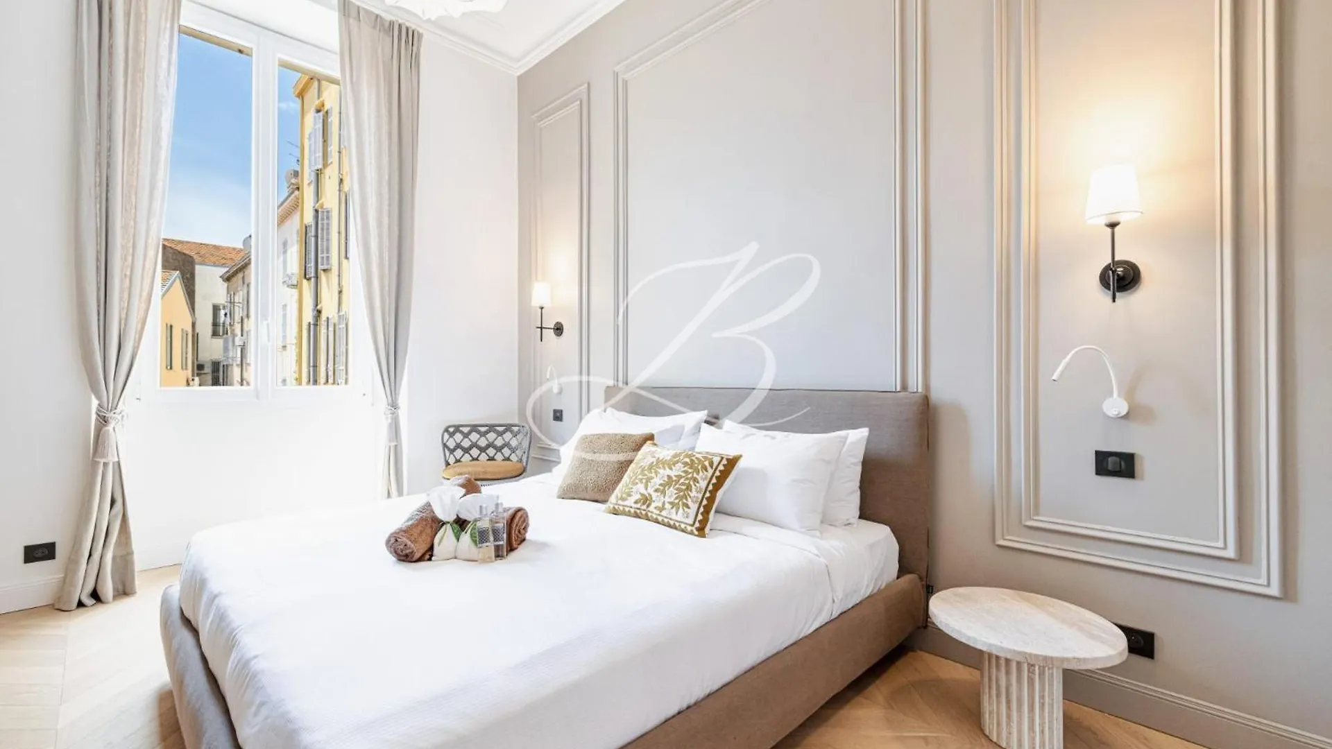 Le Mane - Haussmannien Centre Cannes Accommodation 0*,