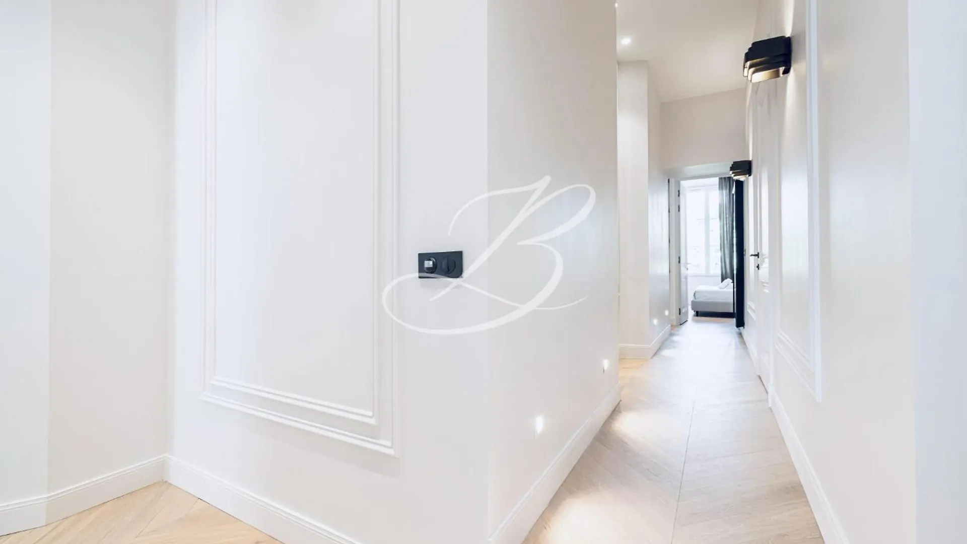 Le Mane - Haussmannien Centre Cannes Accommodation France