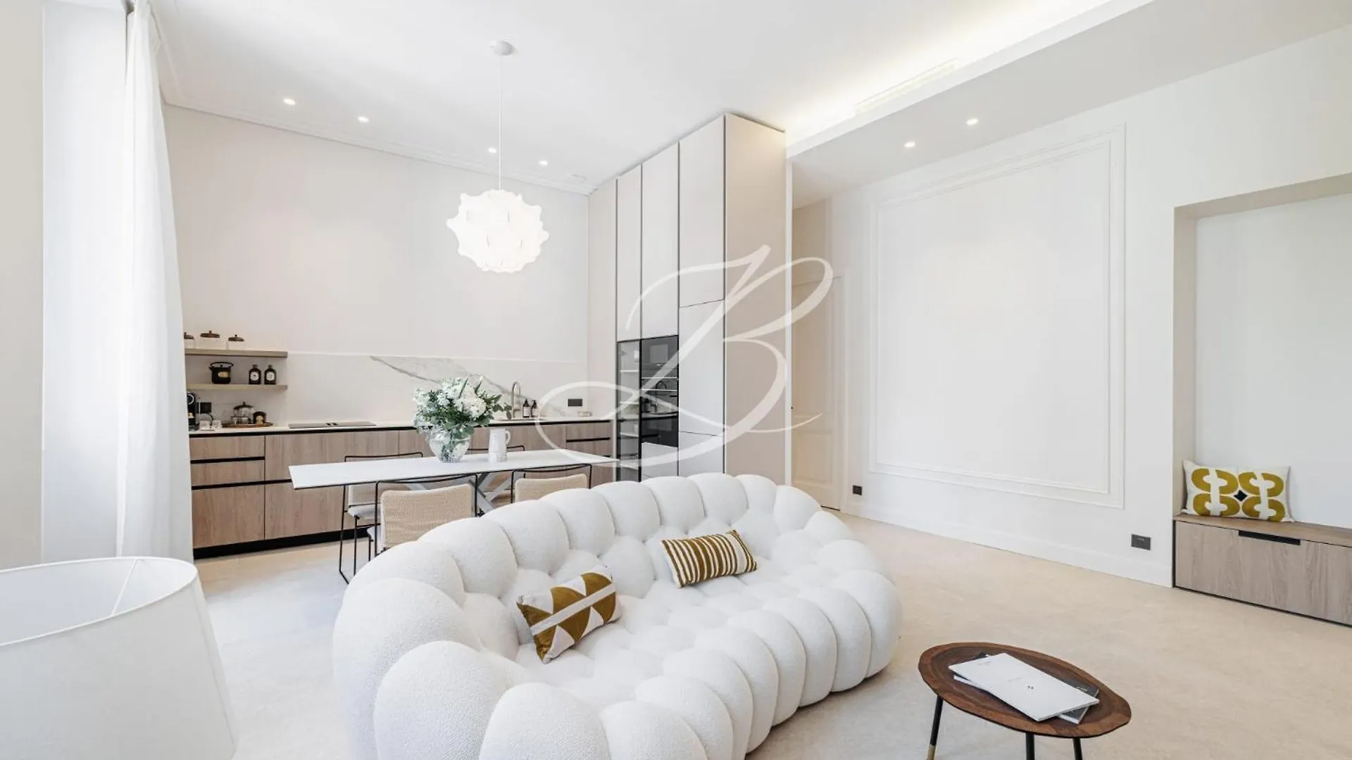 Le Mane - Haussmannien Centre Cannes Accommodation France
