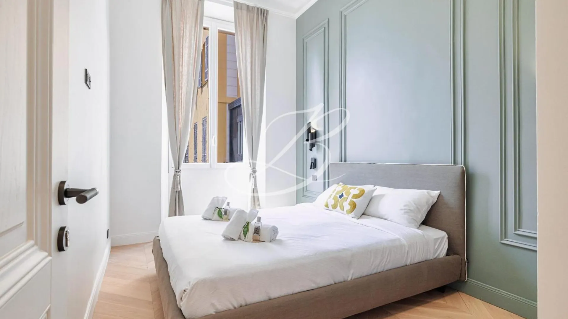 Le Mane - Haussmannien Centre Cannes Accommodation