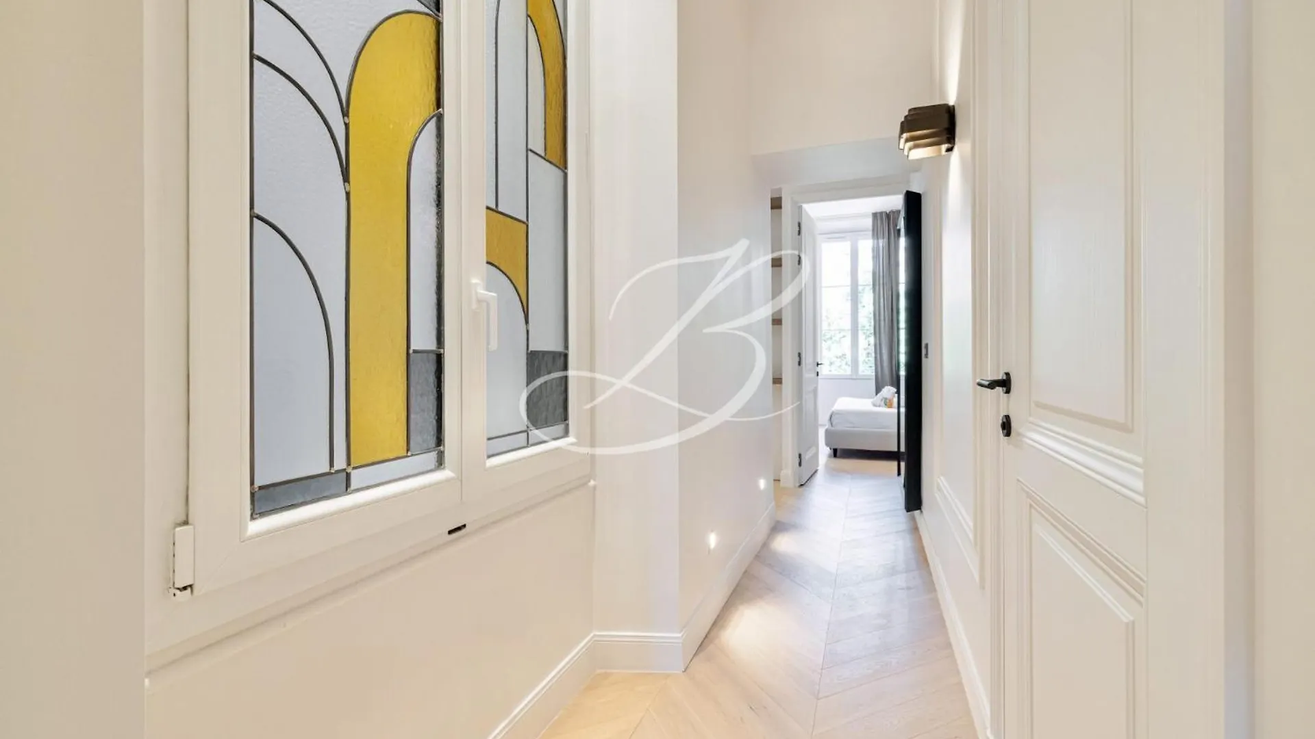 Le Mane - Haussmannien Centre Cannes Accommodation Apartment